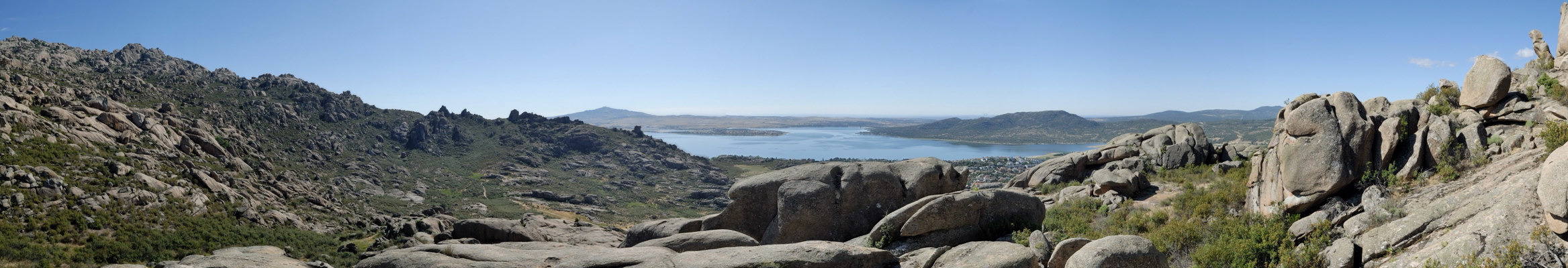 Panormica desde el promontorio junto al Collado de la Cueva