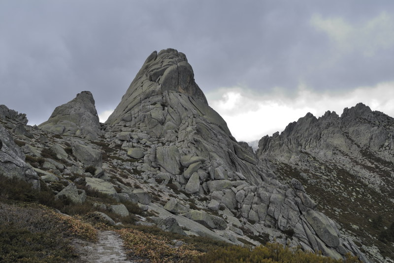 Llegando al Collado de los Hoyos